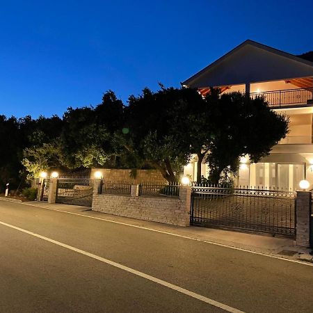 Tole Villa ポダツァ エクステリア 写真